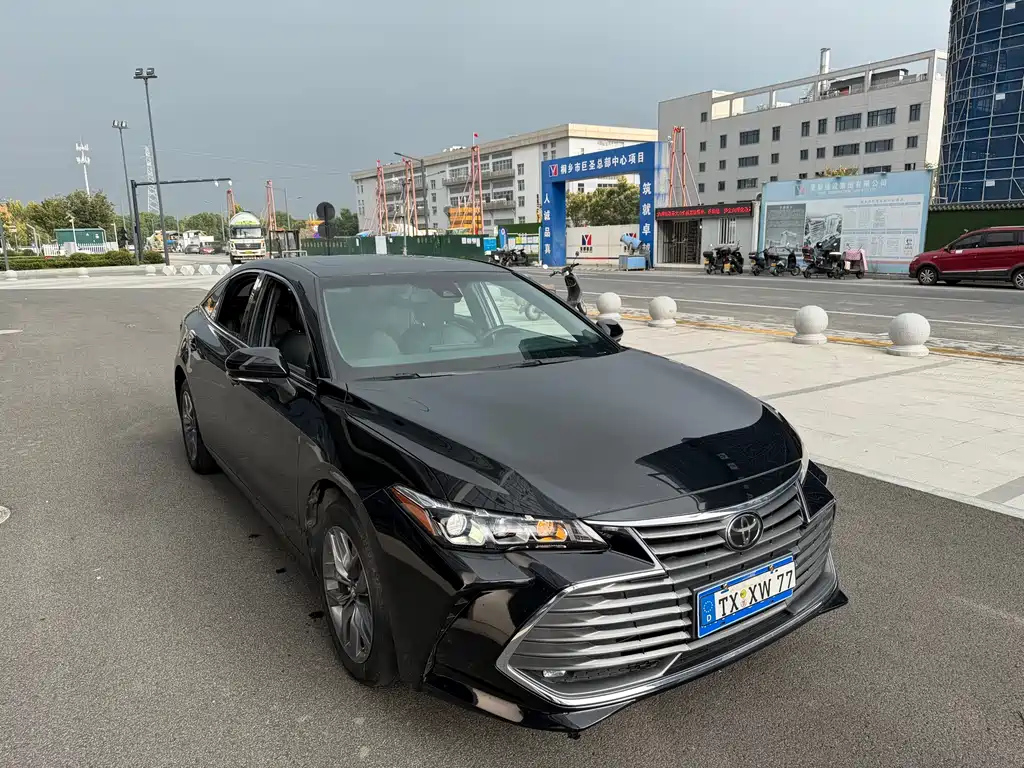 TOYOTA AVALON 2022