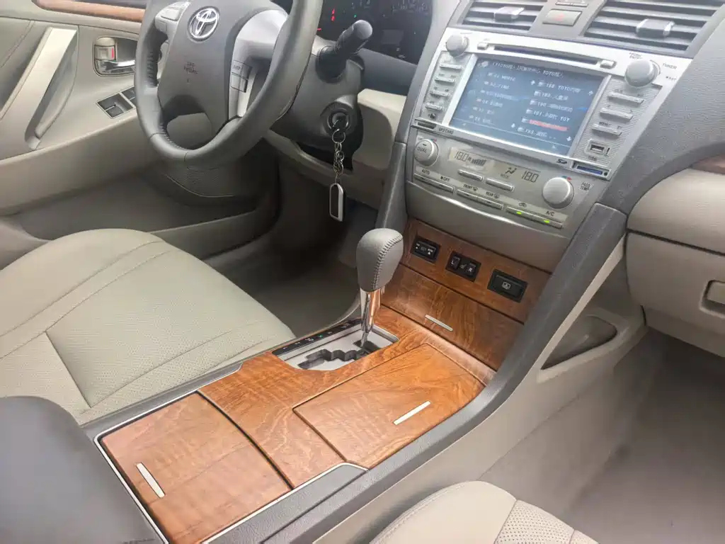 TOYOTA CAMRY 2009