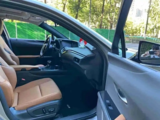 LEXUS UX  2020 YEAR 200  EDITION 2020
