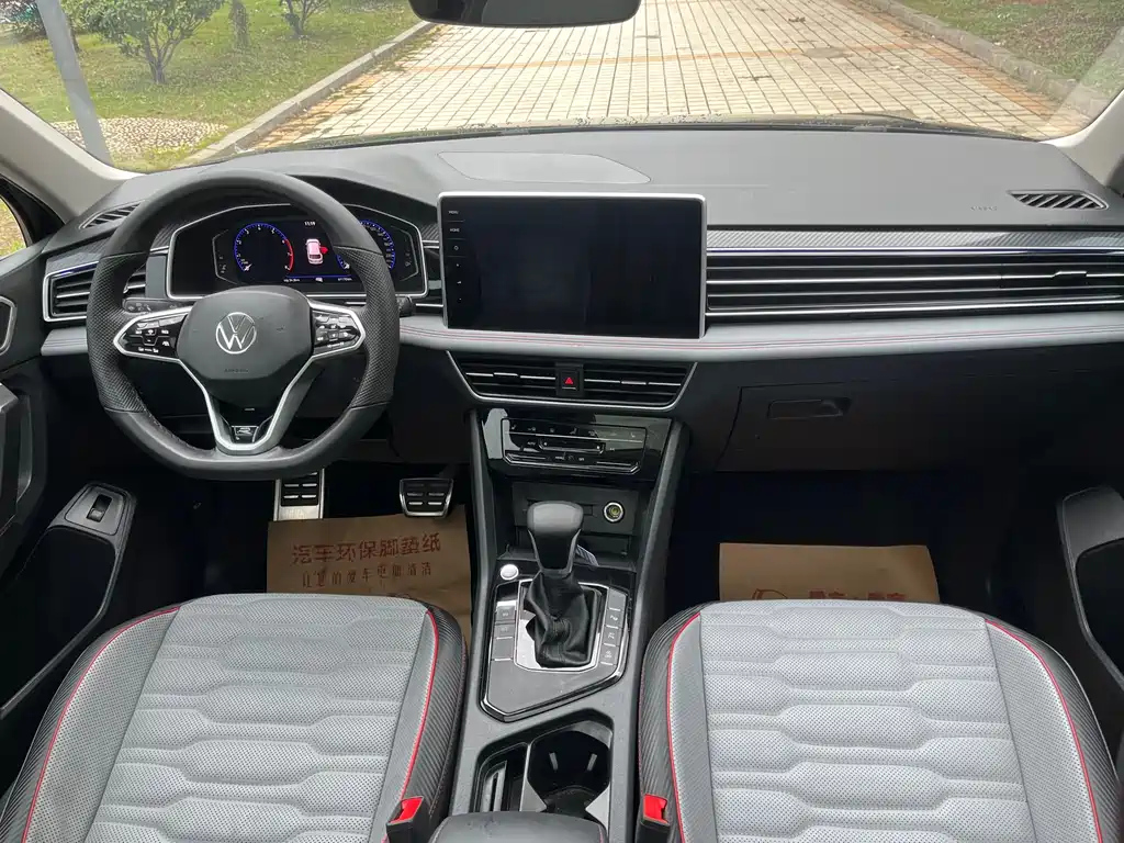 VOLKSWAGEN TIGUAN L 2022