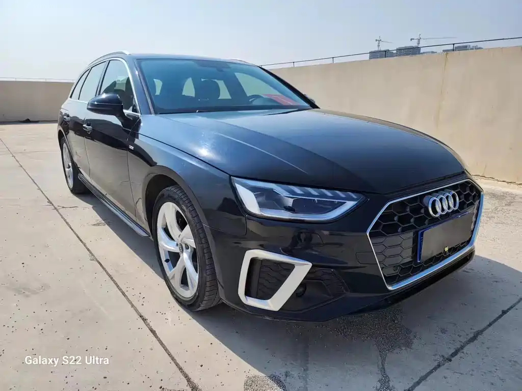 AUDI A4 IMPORT 2021
