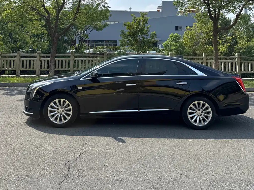 CADILLAC XTS 2019