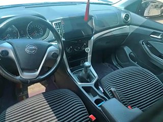 VENUCIA T70  2016 YEAR 1.6L MANUAL  EDITION 2016