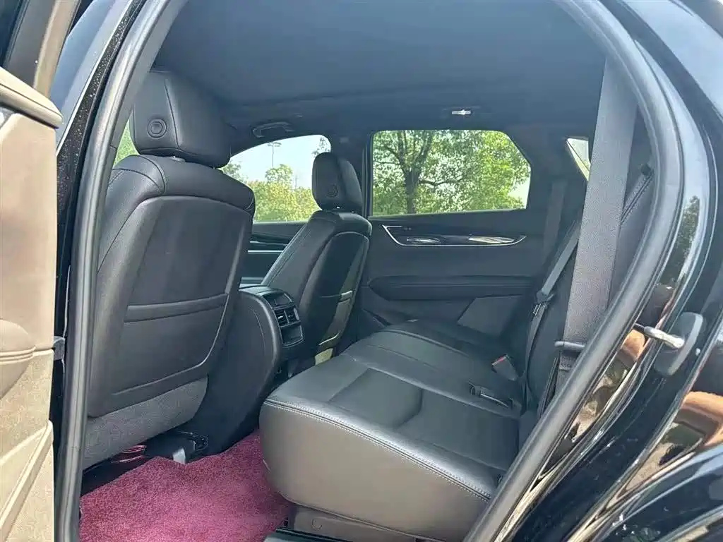CADILLAC XT5 2022