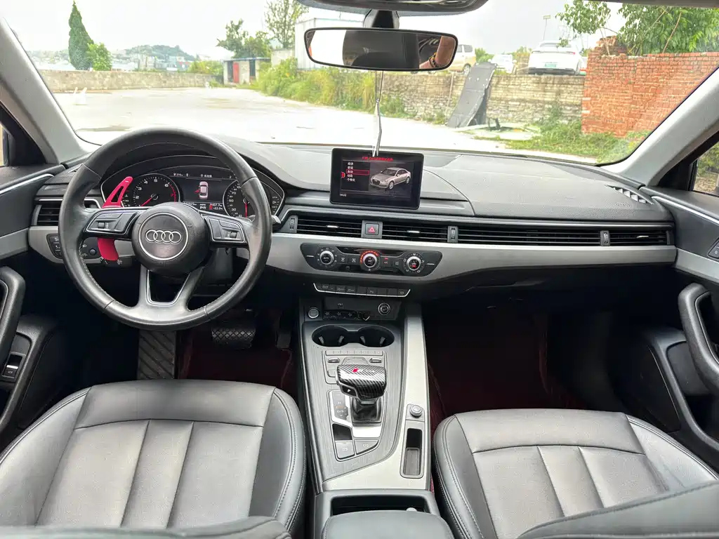 AUDI A4L 2019