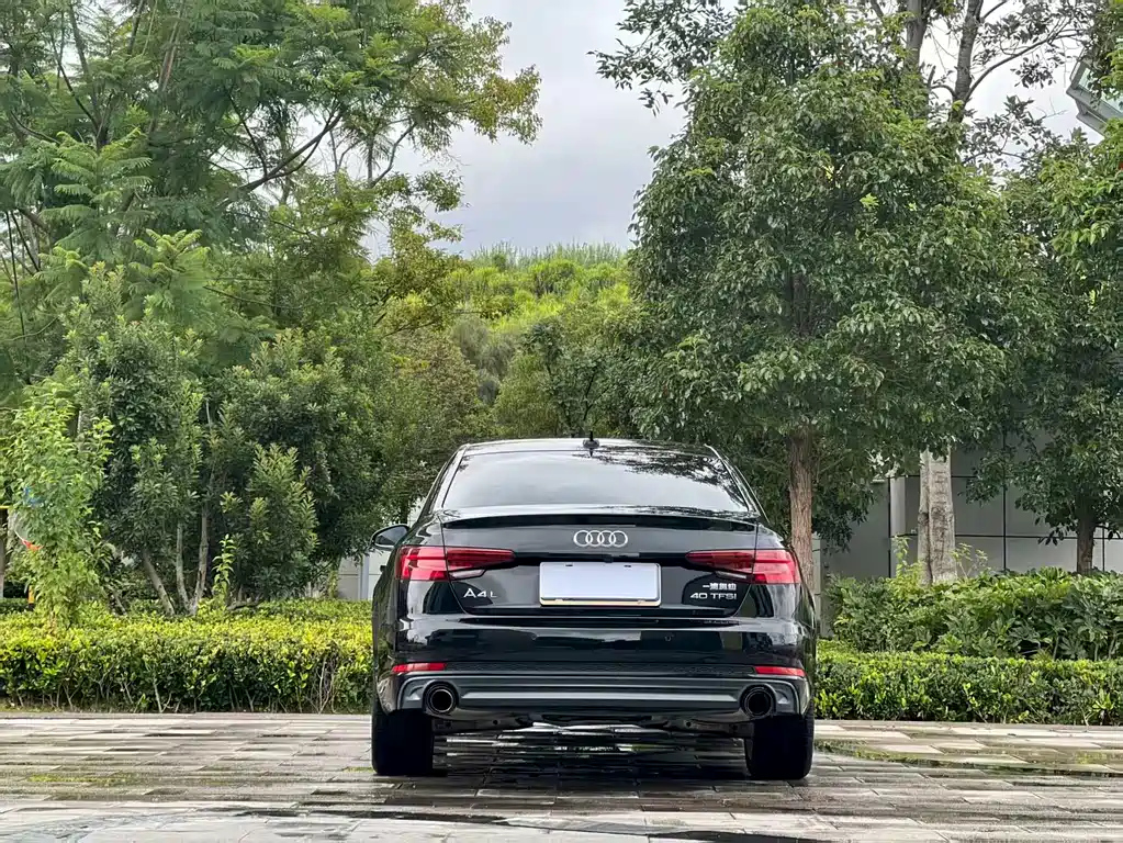 AUDI A4L 2018