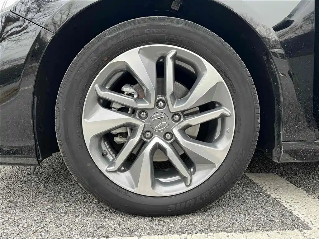 HONDA INSPIRE 2020