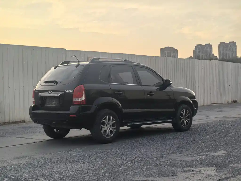 HYUNDAI TUCSON 2014