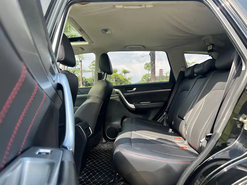 HAVAL M6 2017