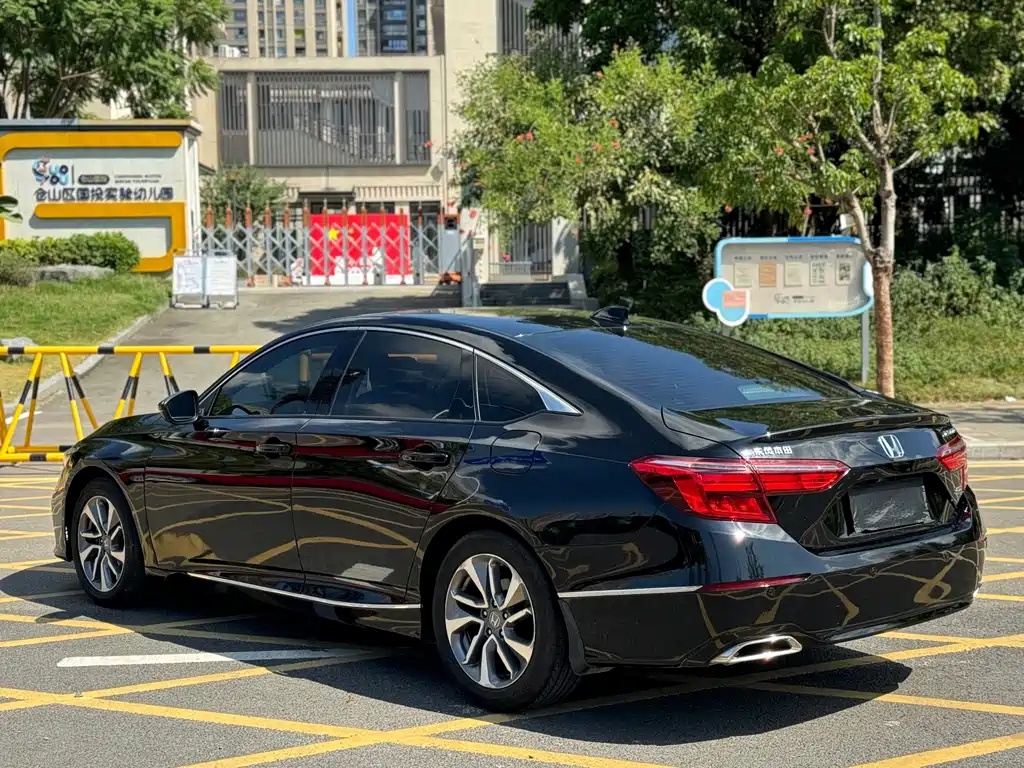 HONDA INSPIRE 2020