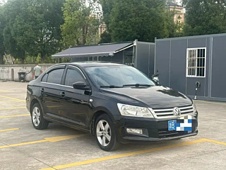 VOLKSWAGEN SANTANA 2014