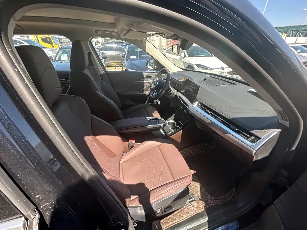BMW X1 2025