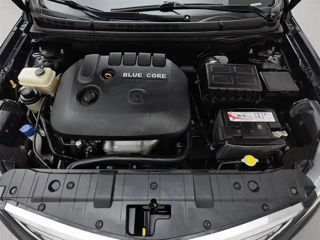 CHANGAN EADO 2014