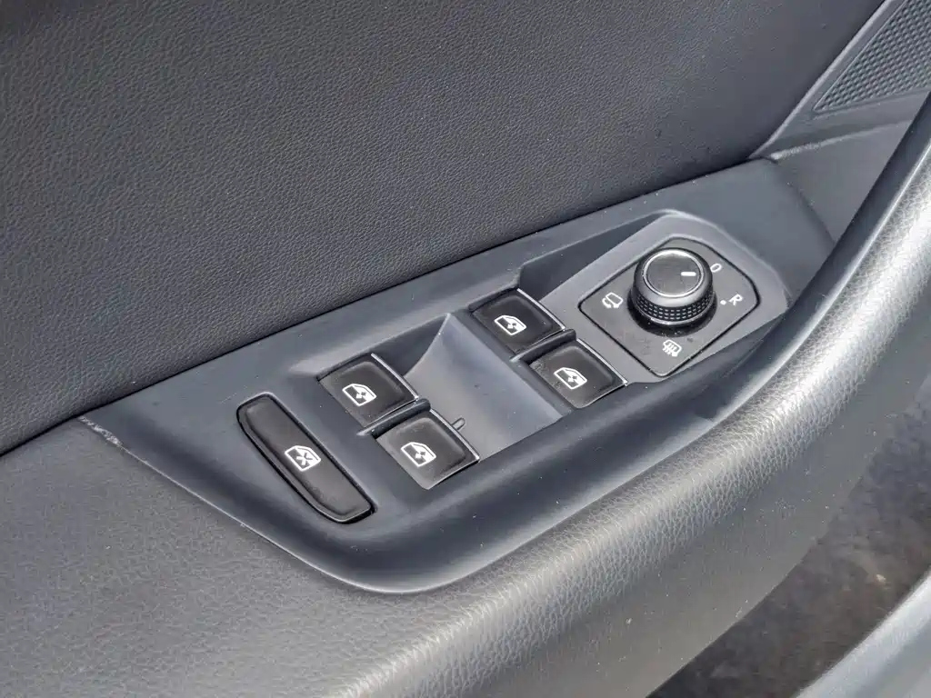 VOLKSWAGEN MAGOTAN 2019