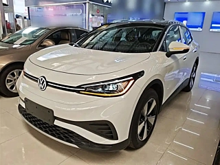 VOLKSWAGEN ID.4 X  2025 YEAR  YEAR  SMART EDITION 2025