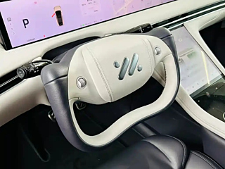 IM LS7  2023 YEAR 100KWH PRO 4WD EDITION 2023