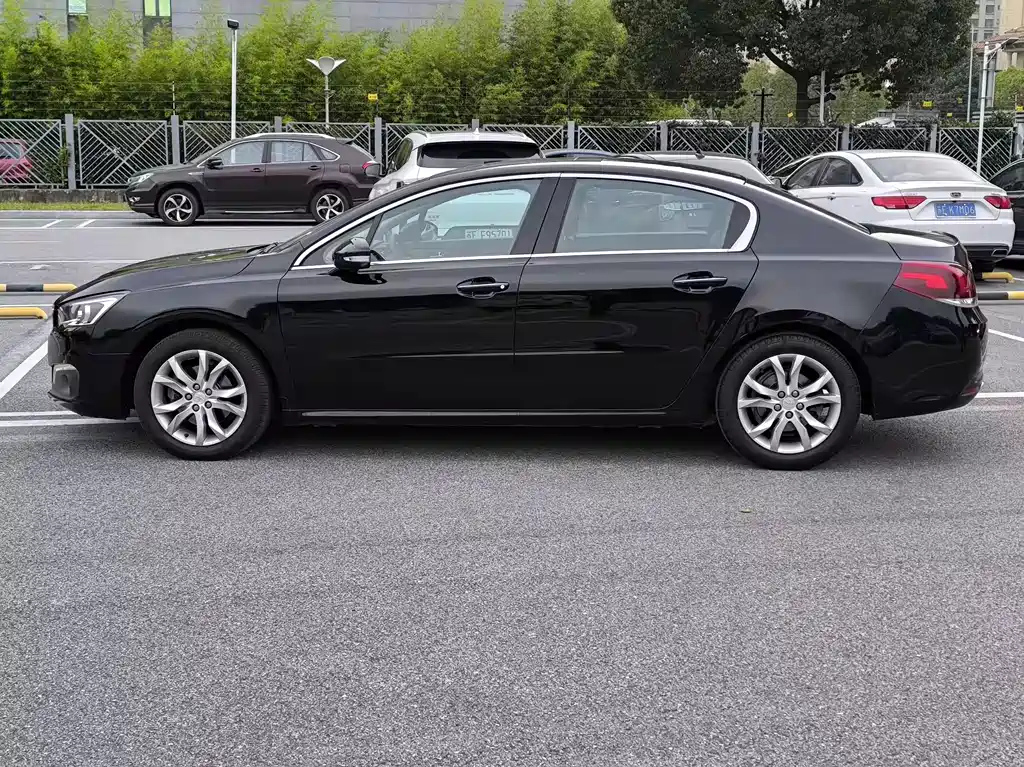 PEUGEOT 508 2016