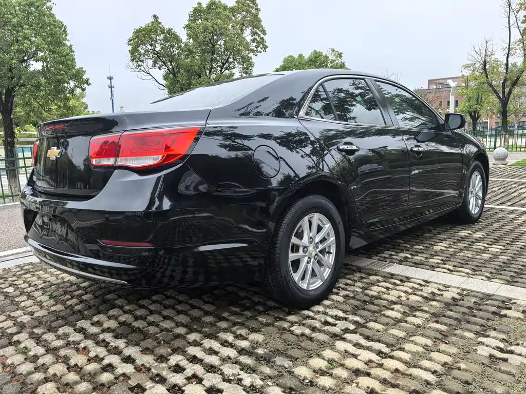 CHEVROLET MALIBU 2018