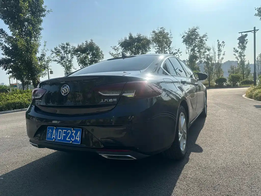 BUICK REGAL 2021