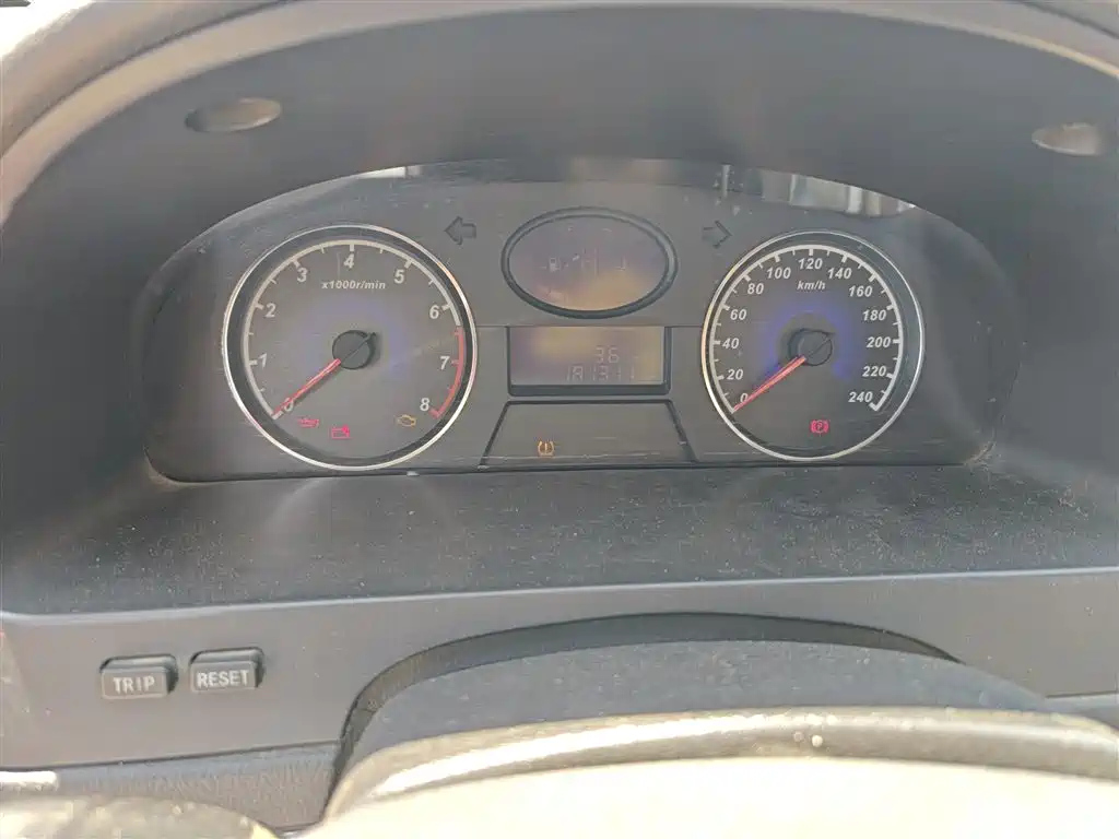GEELY AUTO CLASSIC EMGRAND 2013