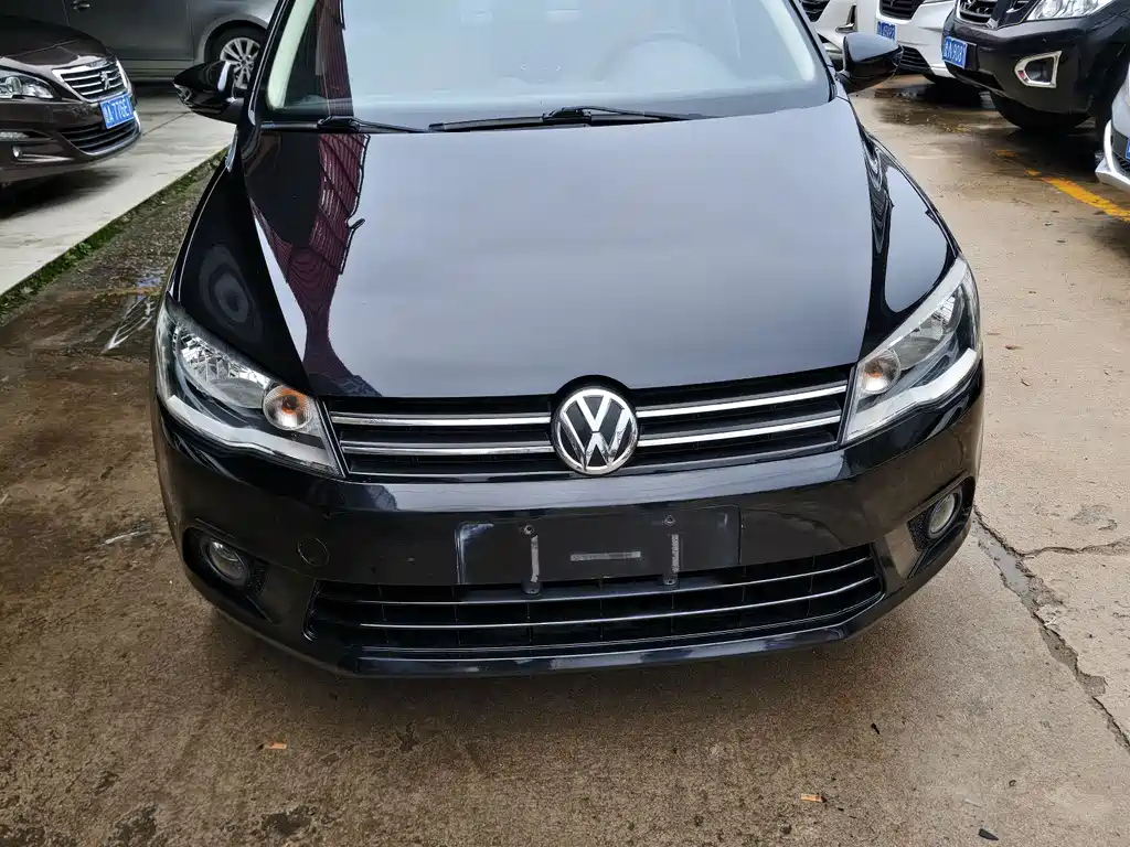VOLKSWAGEN JETTA 2013