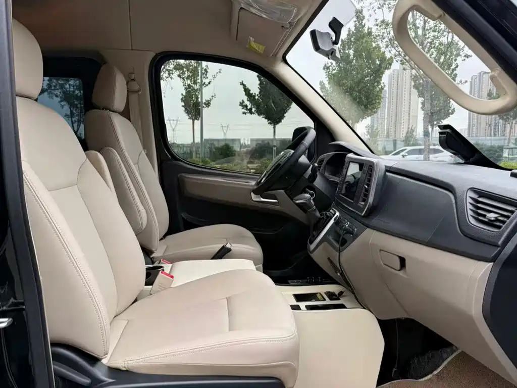 SAIC MAXUS V80 NEW JOURNEY 2025