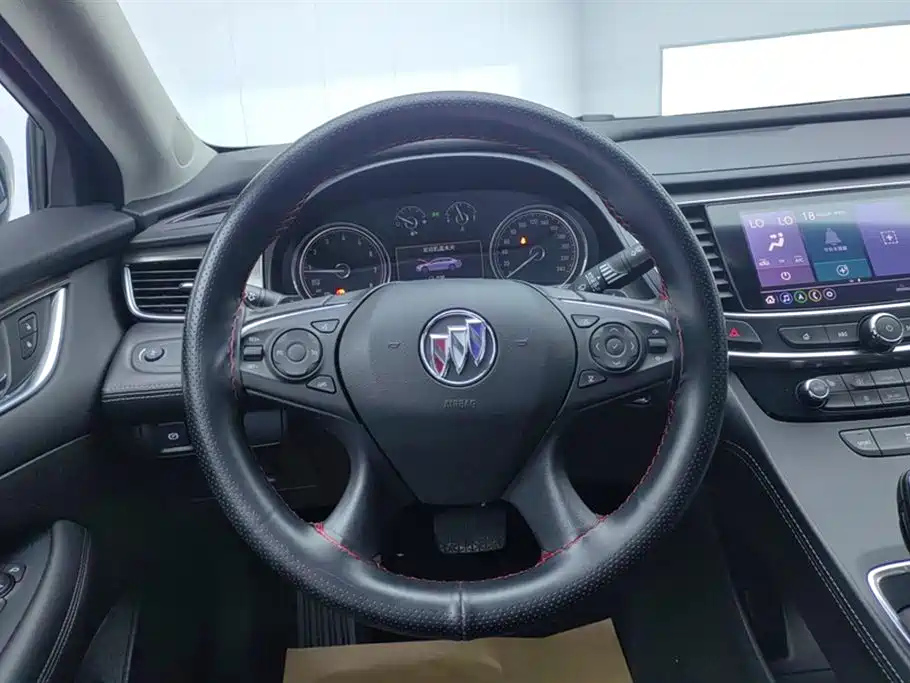 BUICK LACROSSE 2022