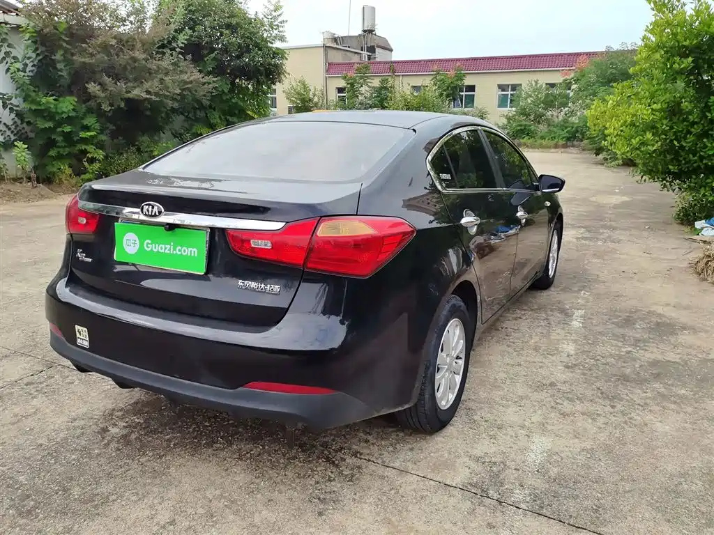 KIA K3 2015