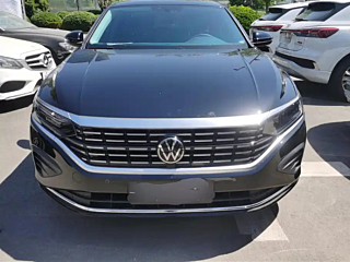 VOLKSWAGEN PASSAT 2024
