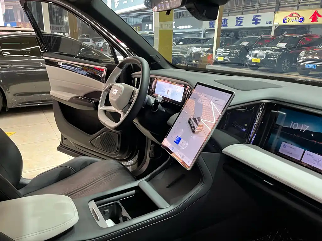 GEELY GALAXY GALAXY L7 2023