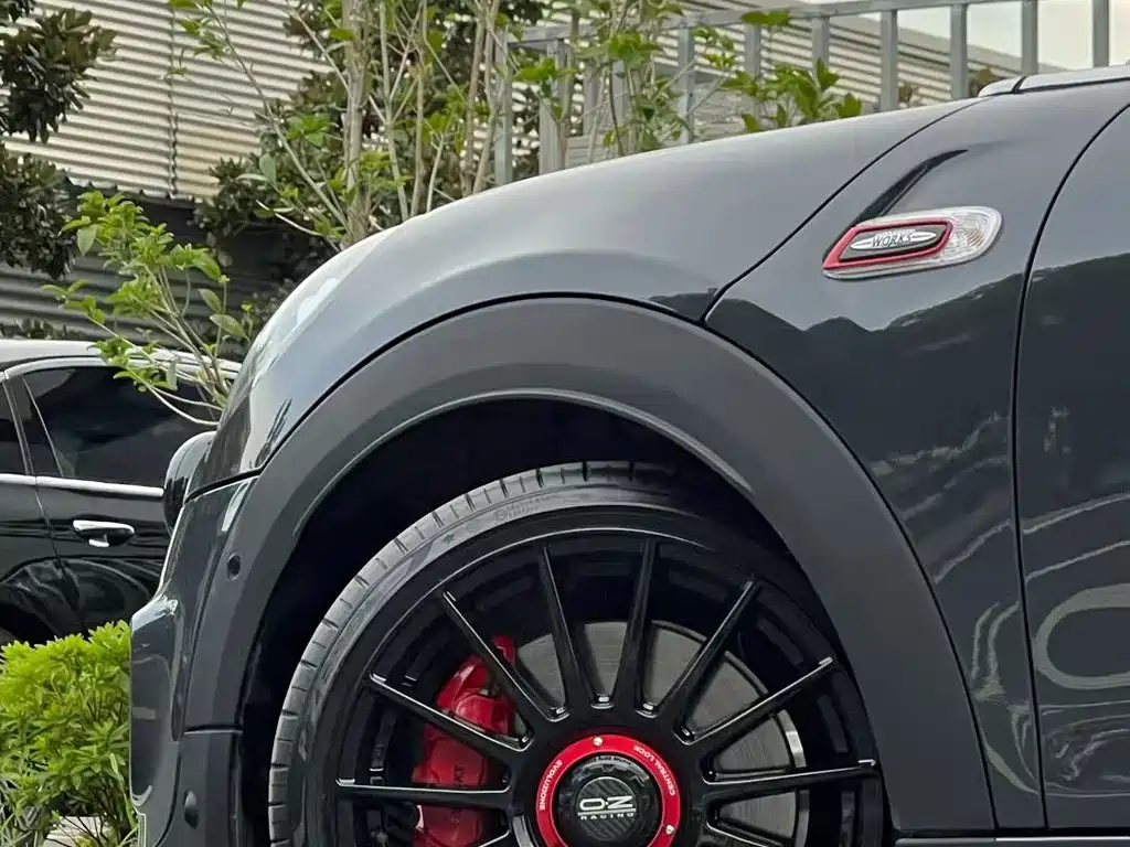 MINI JCW 2020