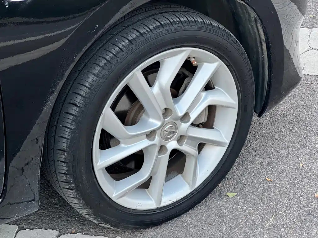 NISSAN TIIDA TIIDA 2011