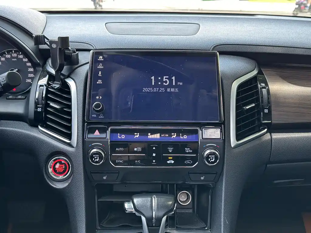 HONDA AVANCIER 2019