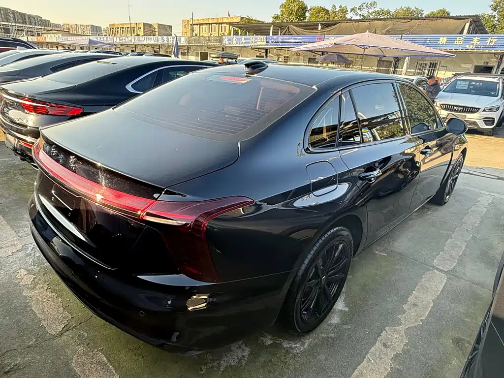 HONGQI H5 2024