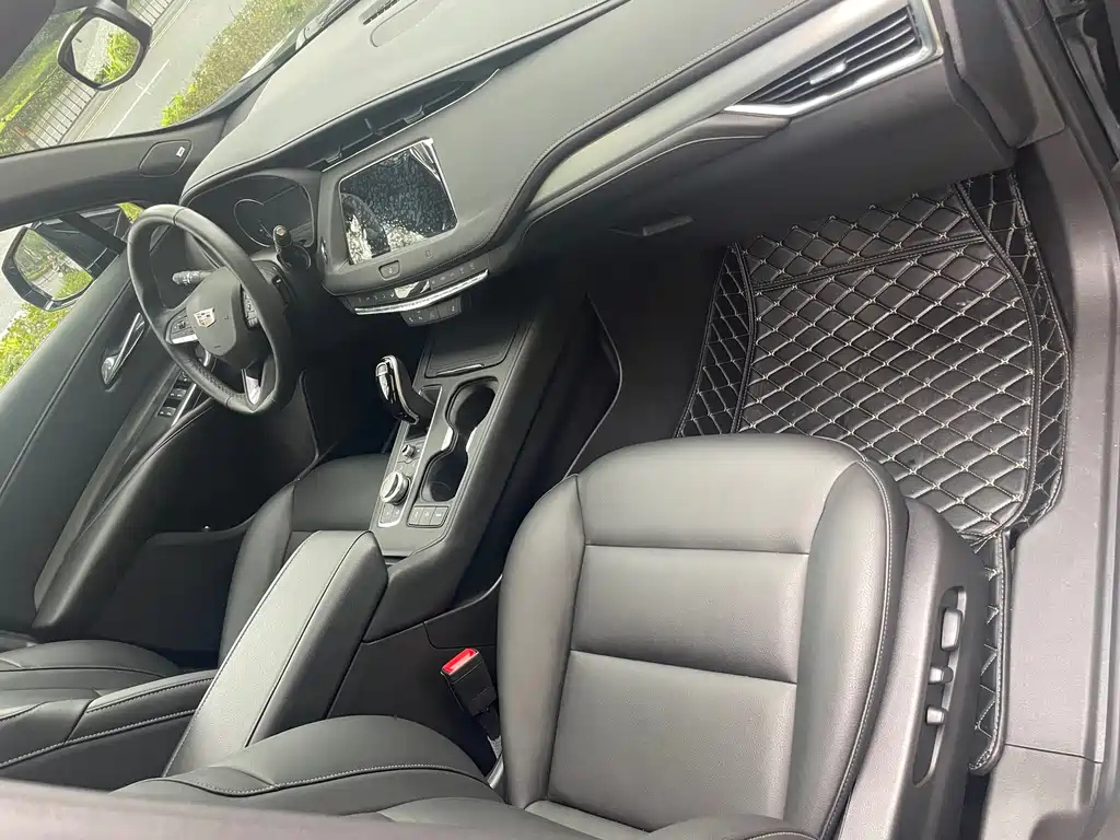 CADILLAC XT4 2022