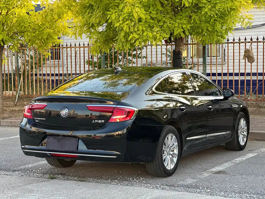 BUICK LACROSSE 2016