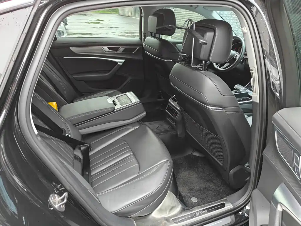 AUDI A6L 2023