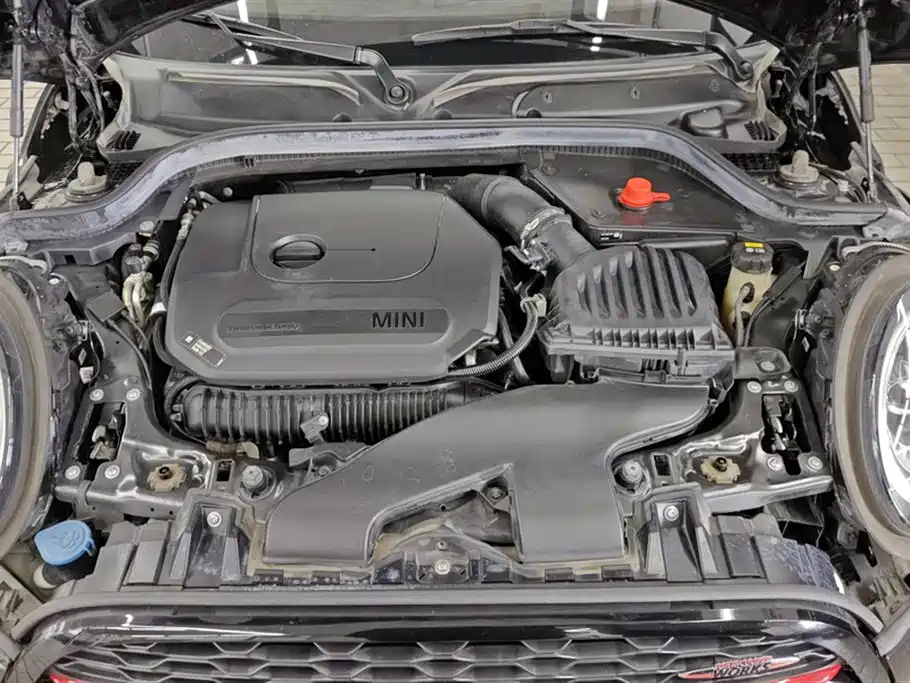 MINI JCW 2021