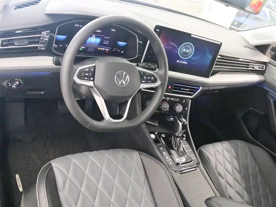 VOLKSWAGEN SAGITAR 2023