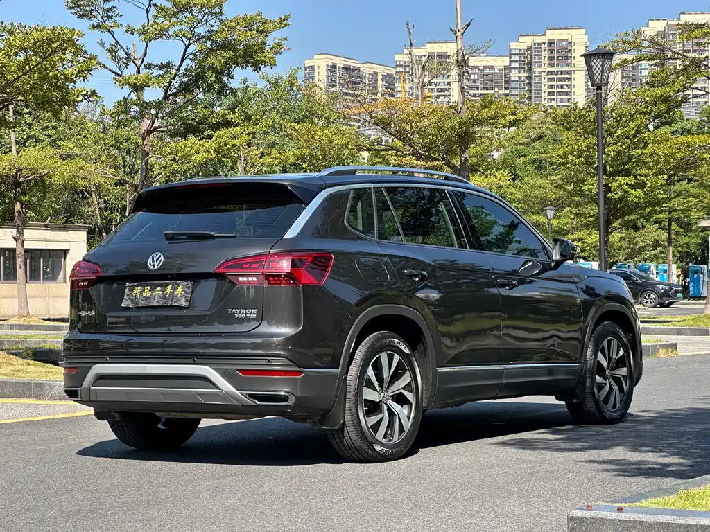 VOLKSWAGEN TAYRON 2019