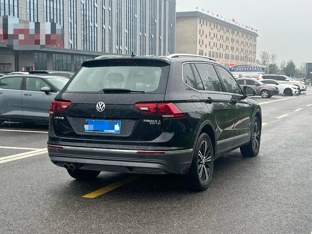 VOLKSWAGEN TIGUAN L 2019