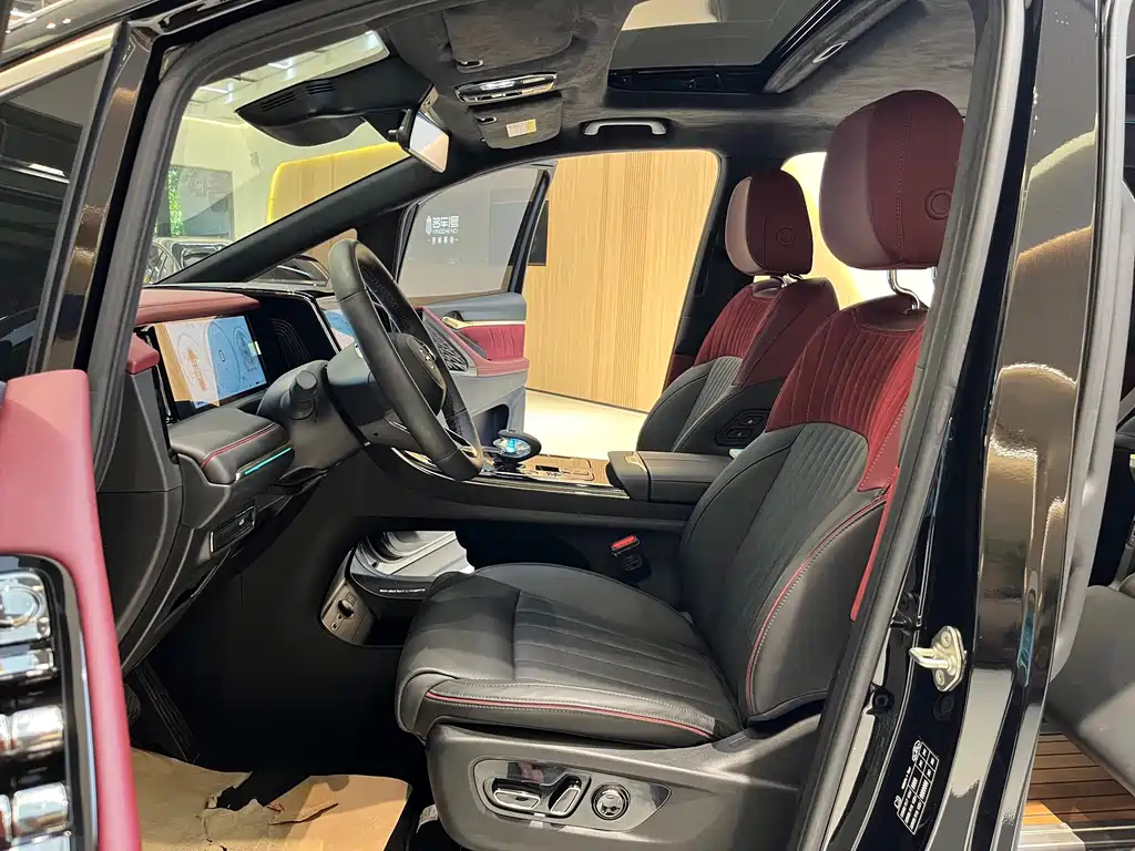 TRUMPCHI M8 2023