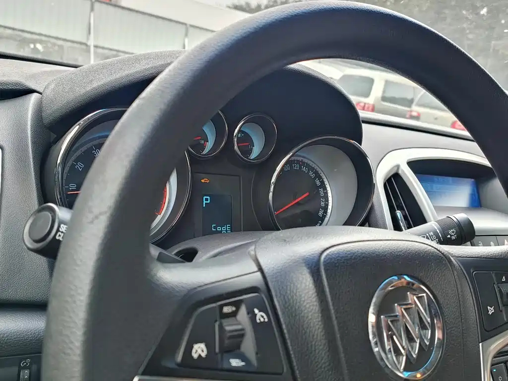 BUICK EXCELLE 2014