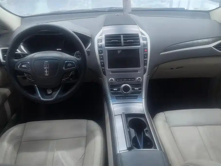 LINCOLN MKZ 2019
