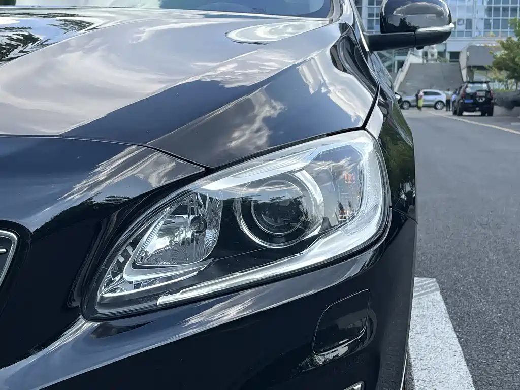 VOLVO S60 2017