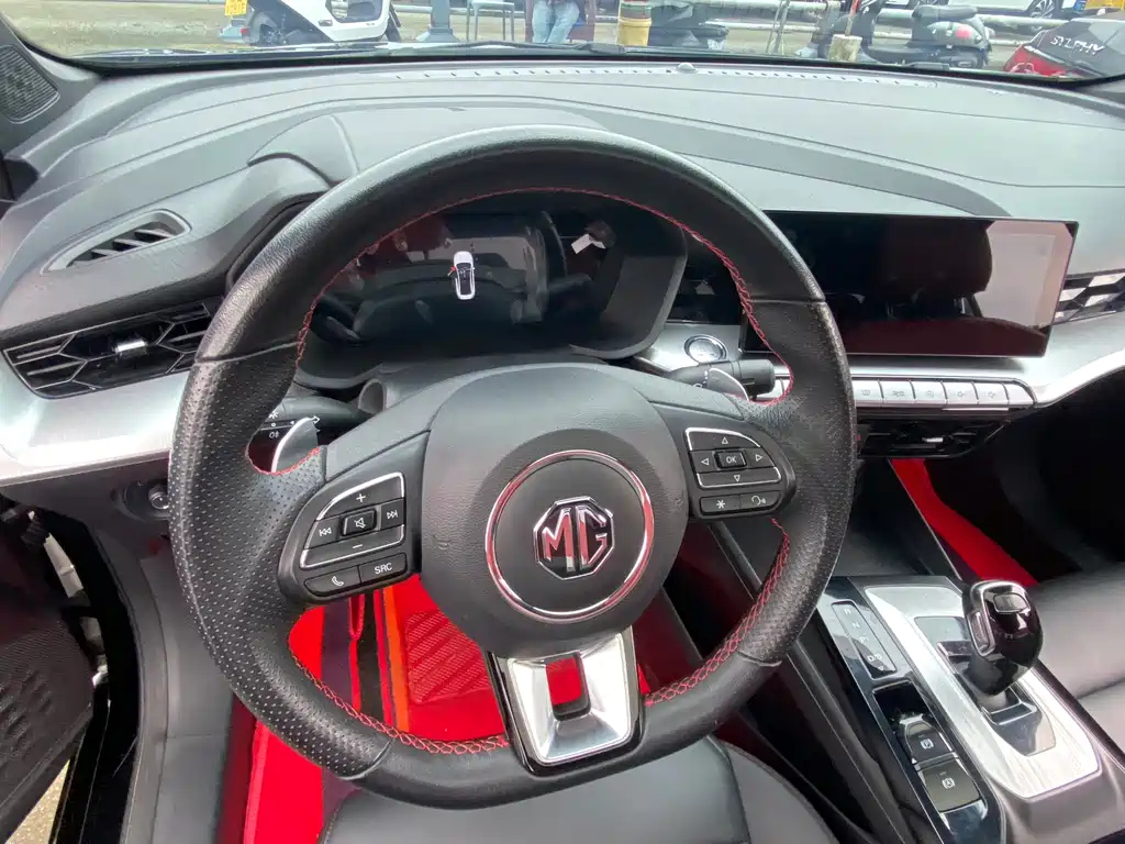 MG MG5 2021