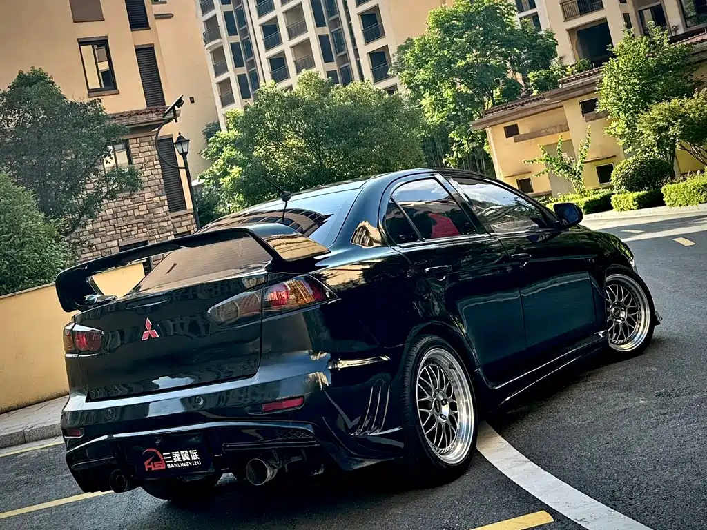 MITSUBISHI LANCER EX 2012