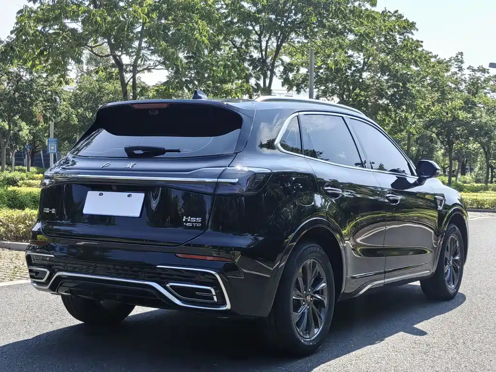 HONGQI HS5 2023