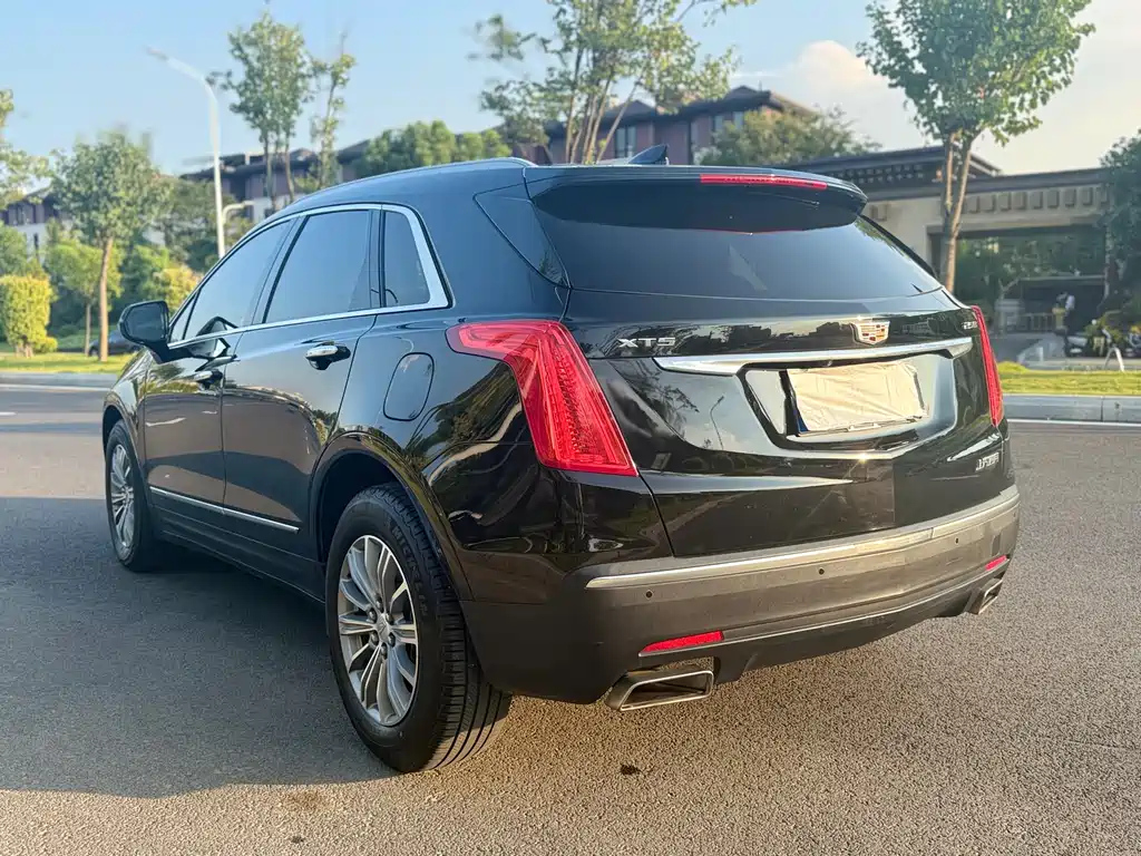 CADILLAC XT5 2018