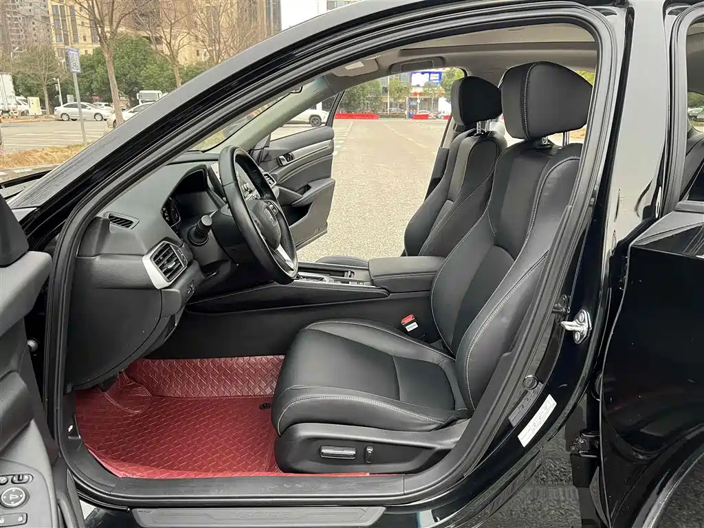 HONDA INSPIRE 2020